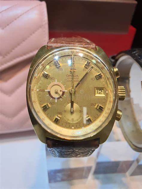 pre owned omega watches singapore.